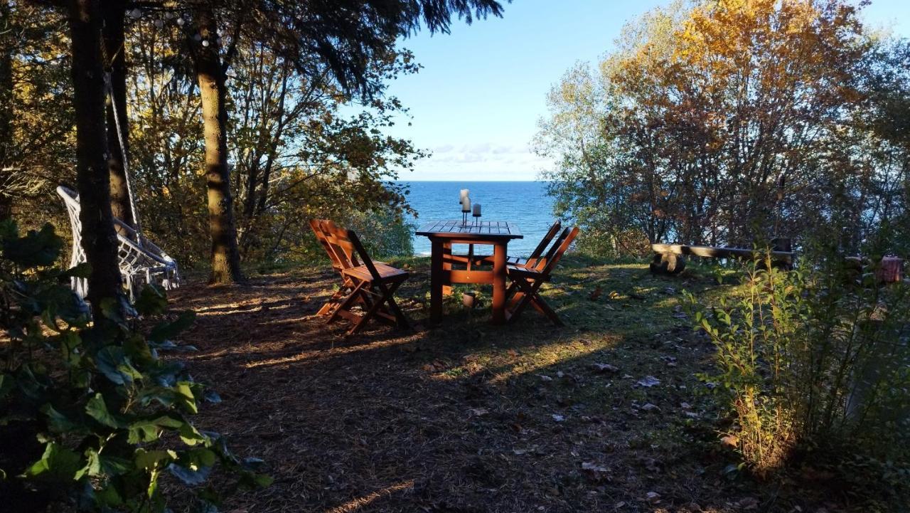 Mereaeaere Glamping Ja Rannamaja Liimala Exteriör bild