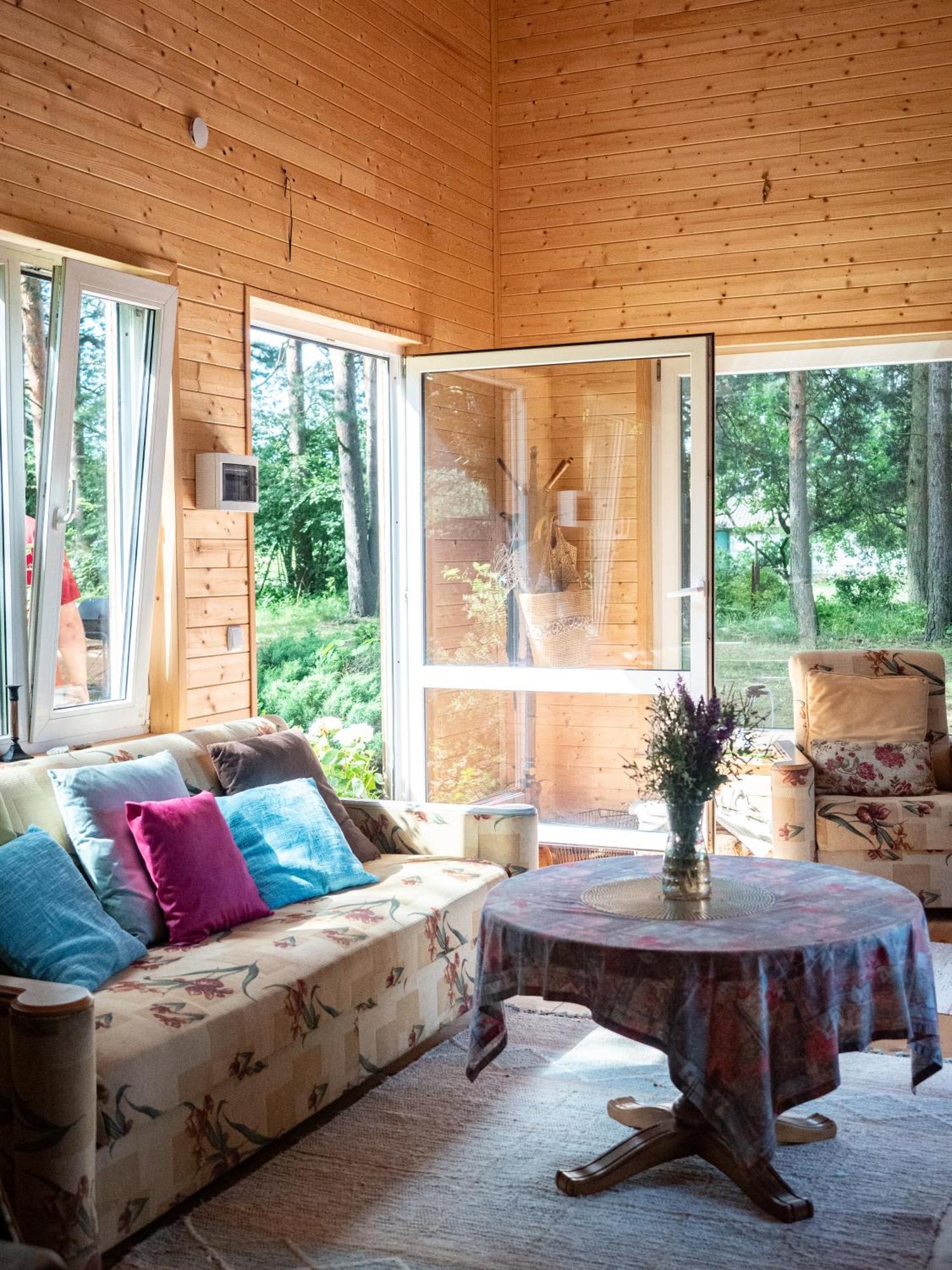 Mereaeaere Glamping Ja Rannamaja Liimala Exteriör bild