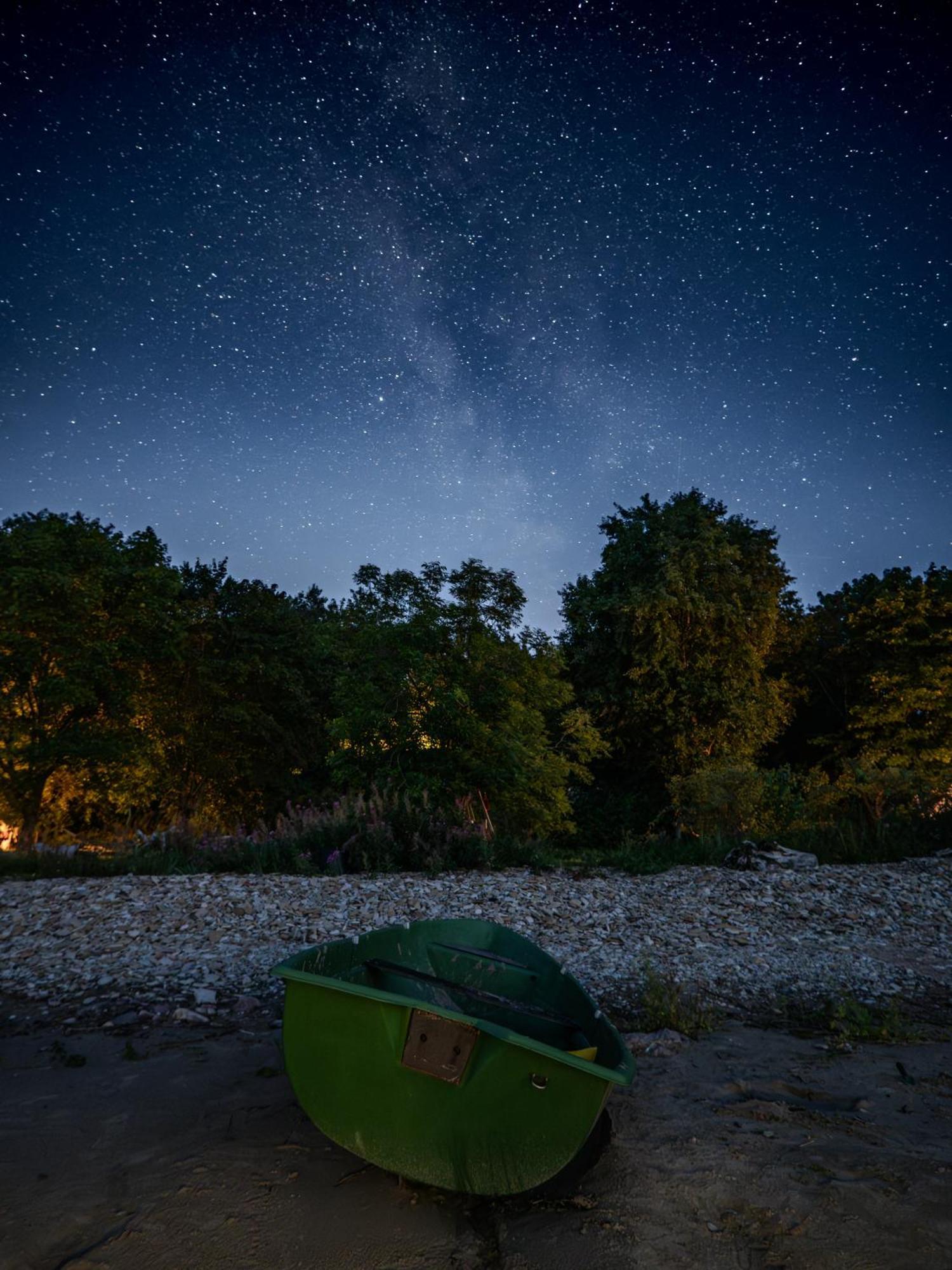 Mereaeaere Glamping Ja Rannamaja Liimala Exteriör bild