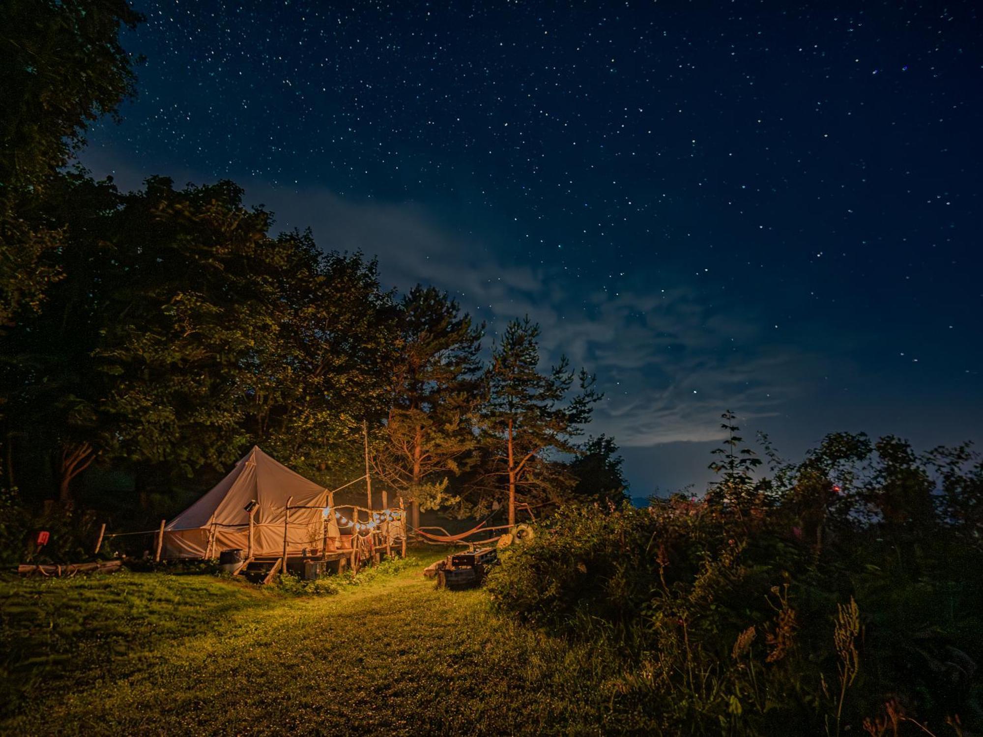 Mereaeaere Glamping Ja Rannamaja Liimala Exteriör bild